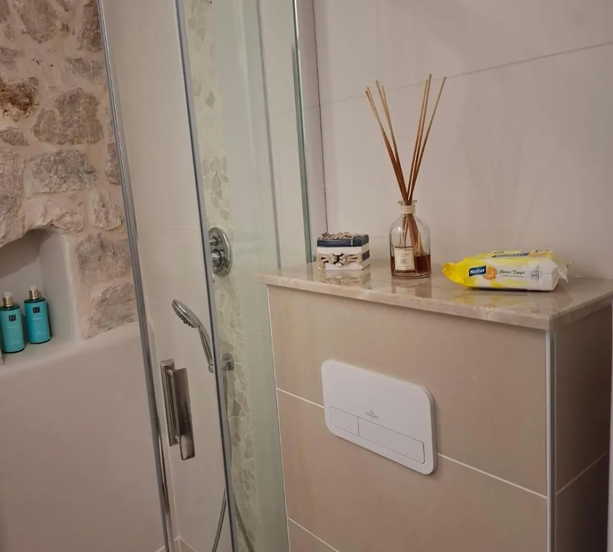 Luna Rooms And Studios Rovinj Croatia